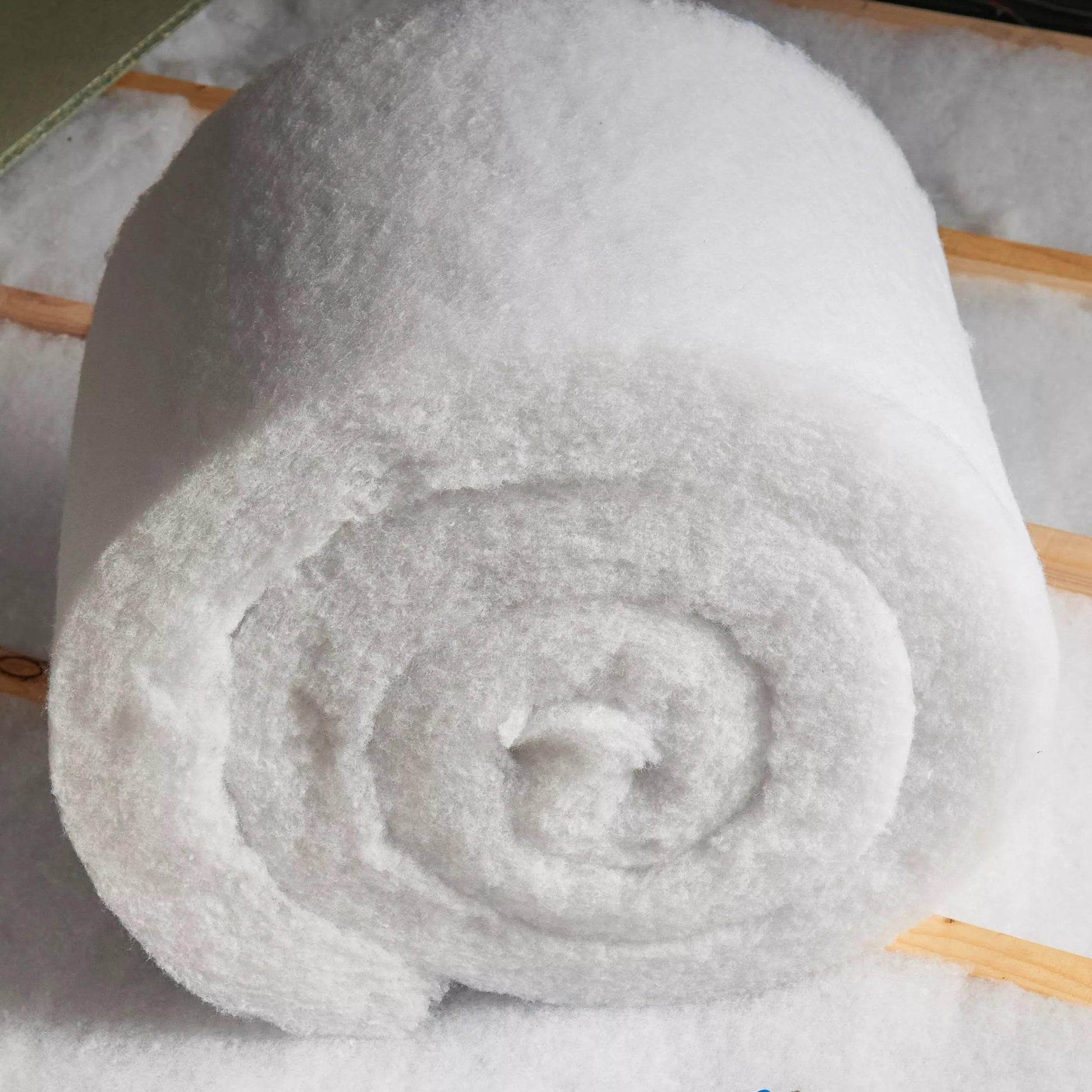 590mm Width - Eco Friendly Itch Free Thermal Insulation Roll - HighLoft